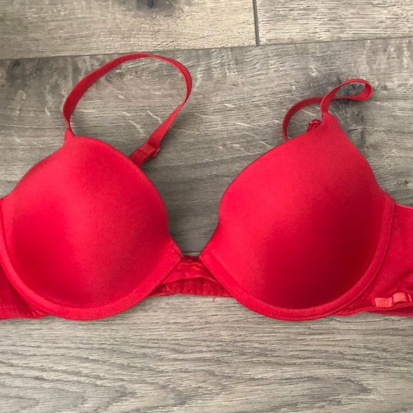 CALVIN KLEIN 34B RED PUSH-UP - Picture 2 of 5